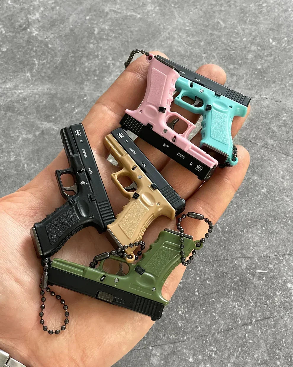 MiniCaliber™ Glock 17 Detachable Keychain - MiniCaliber