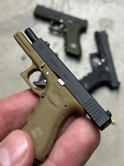 MiniCaliber™ Glock 17 Ejection Detachable Keychain - MiniCaliber